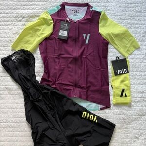 VOID CYCLING KIT - Women’s small - Brand new with tags -